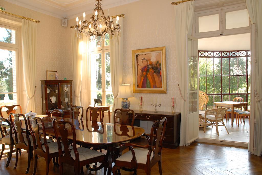 Chambres Au Chateau - Le Clos Des Tourelles Sennecey-le-Grand ภายนอก รูปภาพ