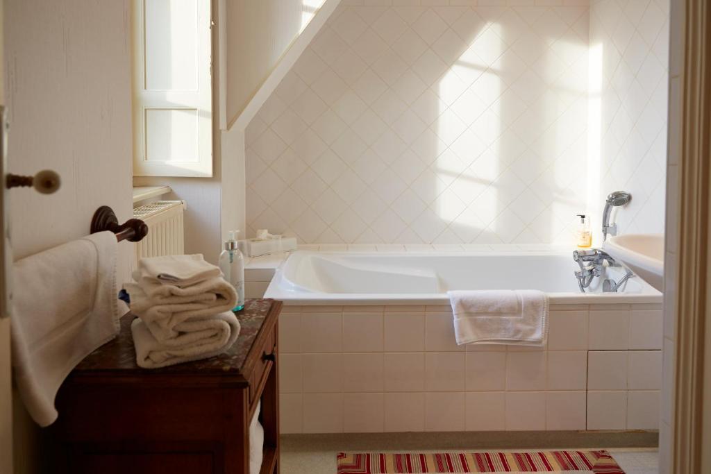 Chambres Au Chateau - Le Clos Des Tourelles Sennecey-le-Grand ห้อง รูปภาพ