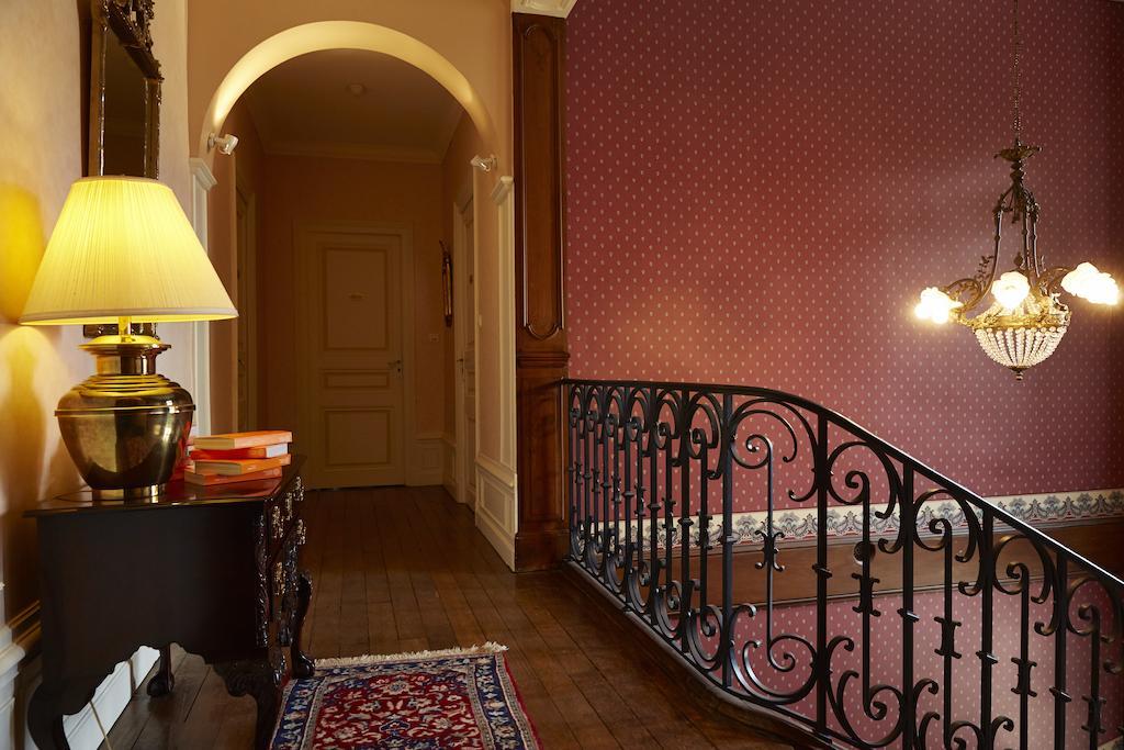 Chambres Au Chateau - Le Clos Des Tourelles Sennecey-le-Grand ภายนอก รูปภาพ